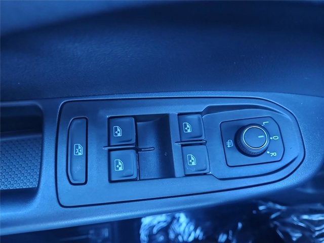 2026 Volkswagen Taos SE Black