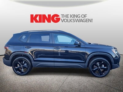 2026 Volkswagen Taos SE Black