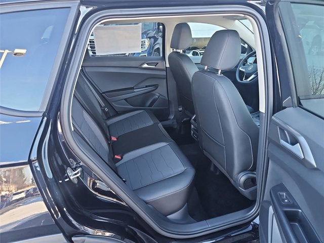 2026 Volkswagen Taos SE Black