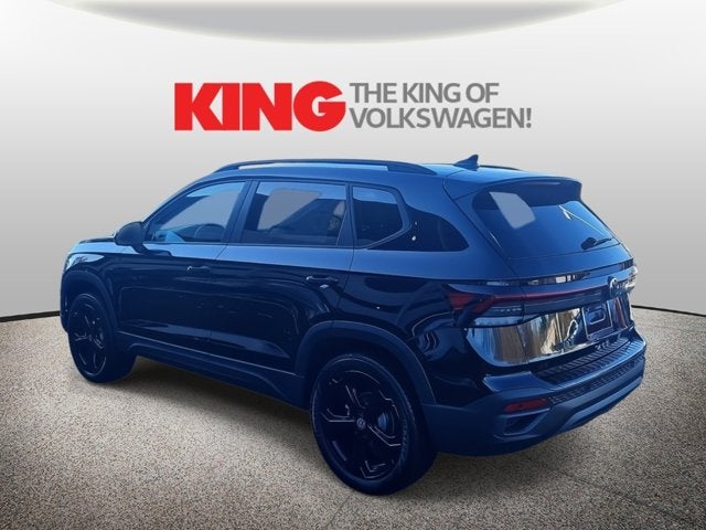 2026 Volkswagen Taos SE Black