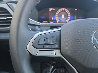 2026 Volkswagen Taos SE Black