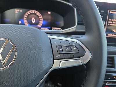 2026 Volkswagen Taos SE Black