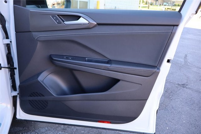 2026 Volkswagen Taos SE Black