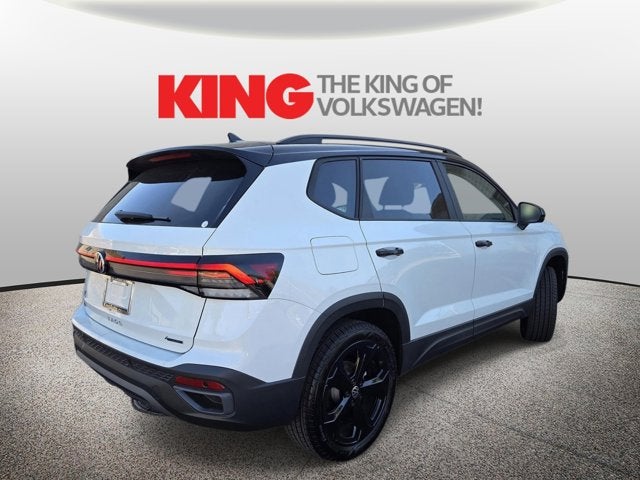 2026 Volkswagen Taos SE Black