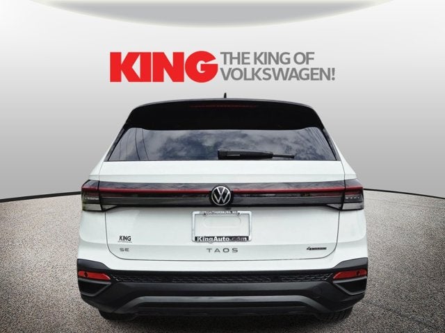 2025 Volkswagen Taos SE Black