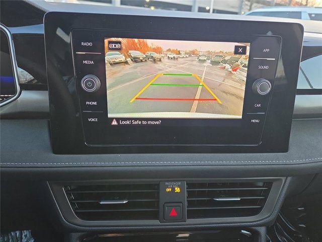 2026 Volkswagen Taos SE Black