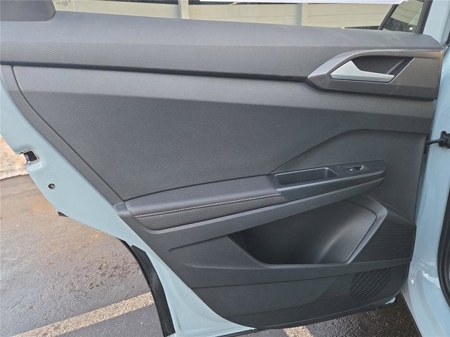 2026 Volkswagen Taos SE Black