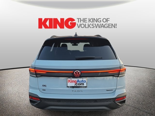 2026 Volkswagen Taos SE Black