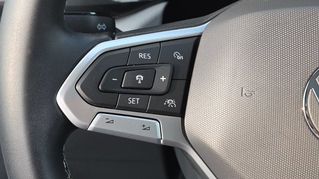 2023 Volkswagen Taos SEL