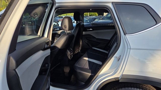 2023 Volkswagen Taos SEL