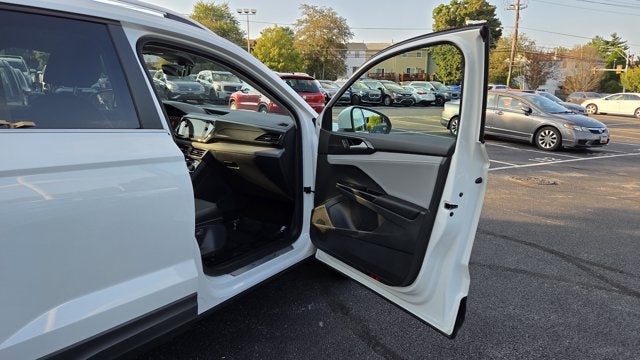 2023 Volkswagen Taos SEL
