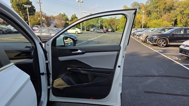 2023 Volkswagen Taos SEL