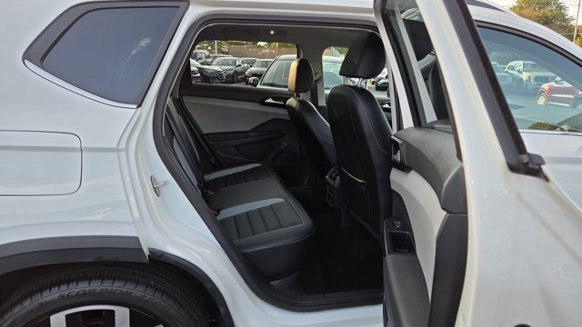 2023 Volkswagen Taos SEL
