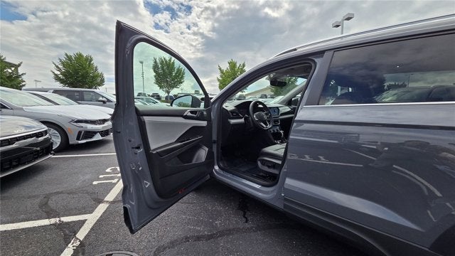 2023 Volkswagen Taos SEL