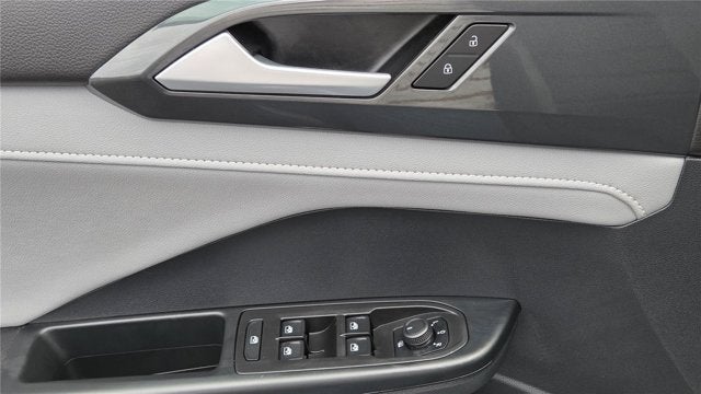 2023 Volkswagen Taos SEL