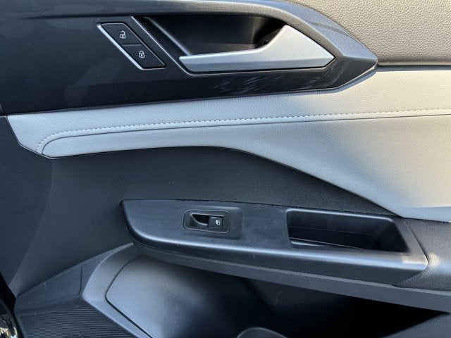 2023 Volkswagen Taos SEL