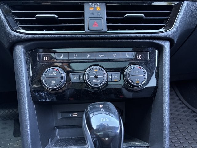 2023 Volkswagen Taos SEL