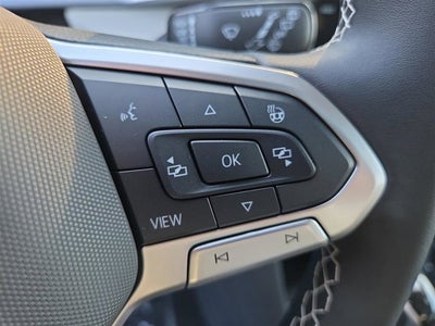 2025 Volkswagen Taos SEL