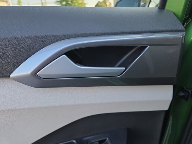 2025 Volkswagen Taos SEL