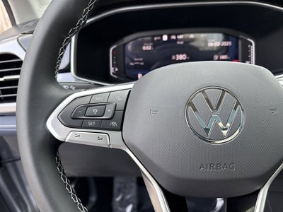 2025 Volkswagen Taos SEL