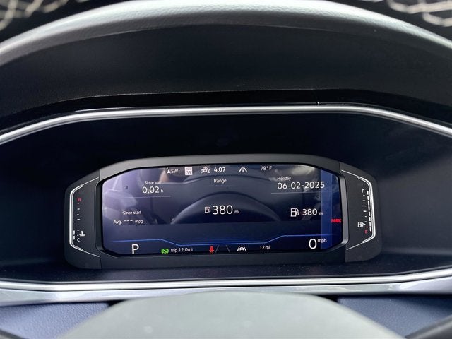 2025 Volkswagen Taos SEL