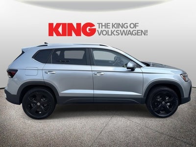 2025 Volkswagen Taos SEL