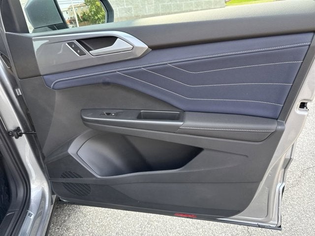 2025 Volkswagen Taos SEL