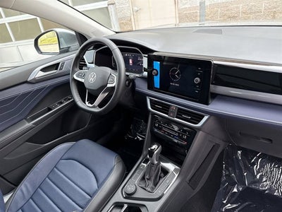2025 Volkswagen Taos SEL