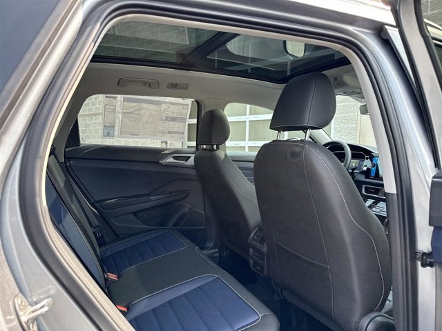 2025 Volkswagen Taos SEL