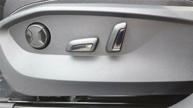 2026 Volkswagen Taos SEL