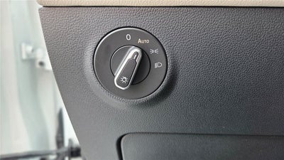 2026 Volkswagen Taos SEL