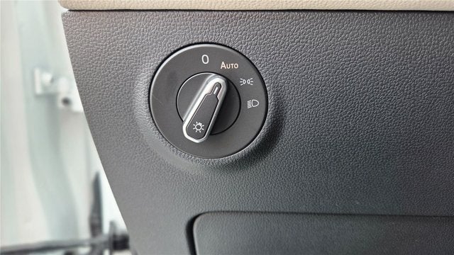 2026 Volkswagen Taos SEL
