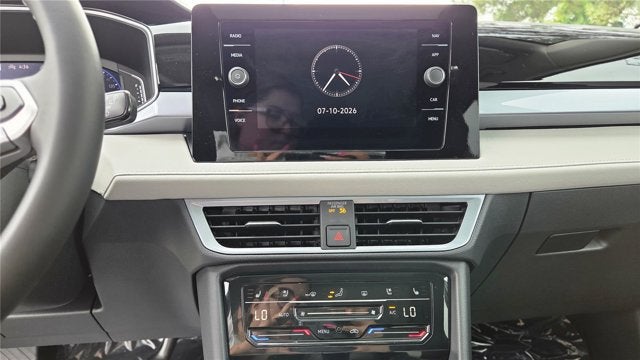 2026 Volkswagen Taos SEL