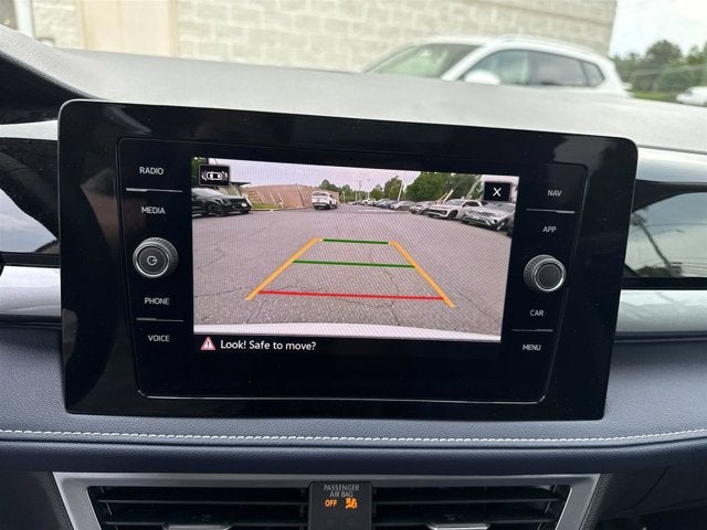 2025 Volkswagen Taos SEL