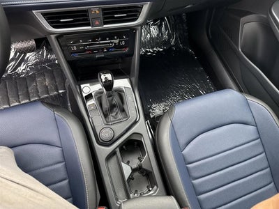 2025 Volkswagen Taos SEL