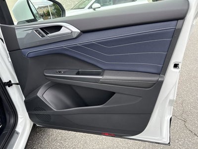 2025 Volkswagen Taos SEL