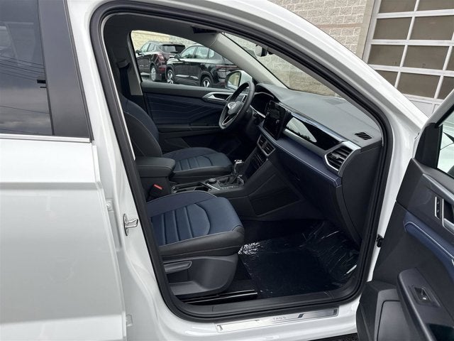 2025 Volkswagen Taos SEL
