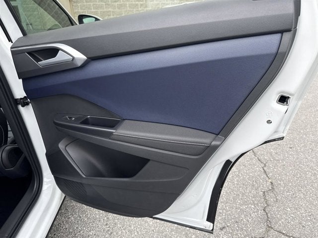 2025 Volkswagen Taos SEL