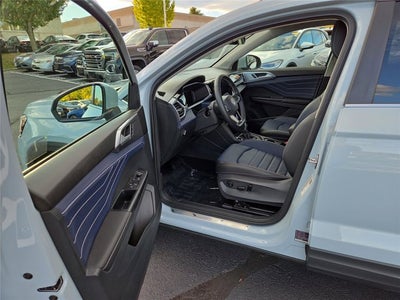 2025 Volkswagen Taos SEL