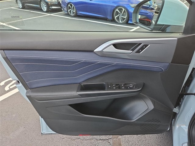 2025 Volkswagen Taos SEL