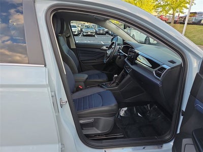 2025 Volkswagen Taos SEL