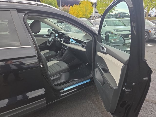 2025 Volkswagen Taos SEL