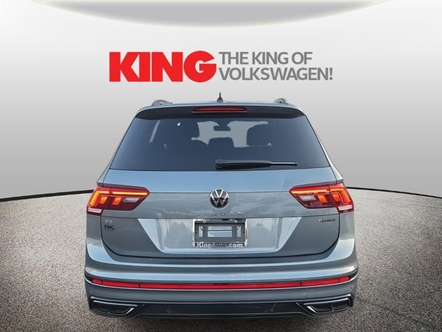 2023 Volkswagen Tiguan SE R-Line Black