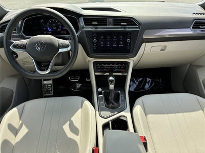 2023 Volkswagen Tiguan SE R-Line Black