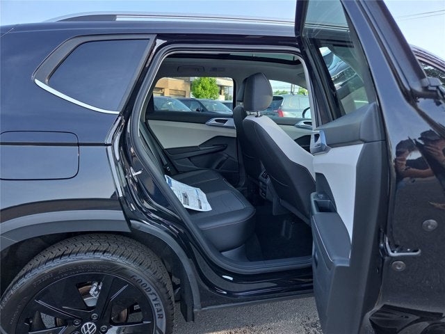 2026 Volkswagen Taos SE