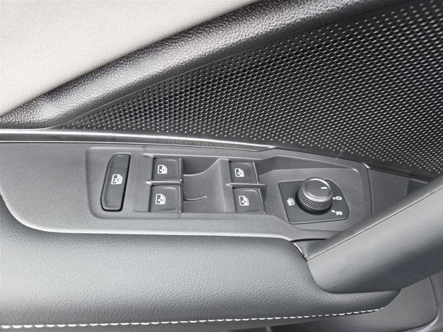 2025 Volkswagen Tiguan SE R-Line Black