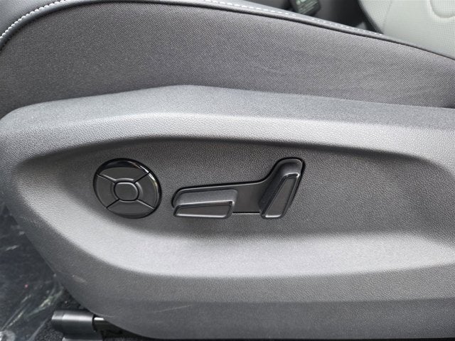 2025 Volkswagen Tiguan SE R-Line Black