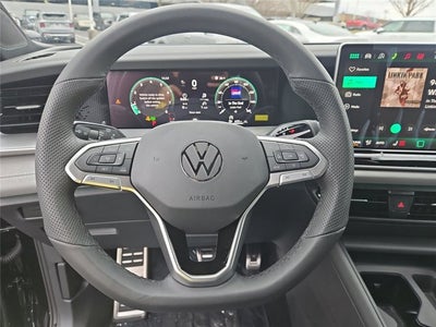 2026 Volkswagen Tiguan SE R-Line Black
