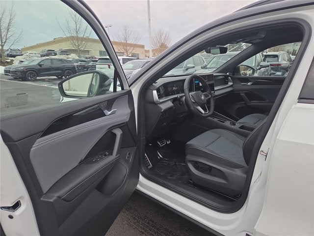 2026 Volkswagen Tiguan SE R-Line Black