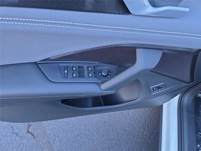 2025 Volkswagen Tiguan SE R-Line Black